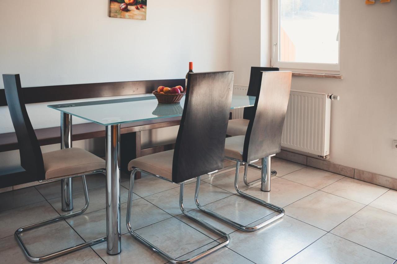 Apartma Soncek, On The Ski Slopes, Balcony, Private Parking Kranjska Gora Buitenkant foto