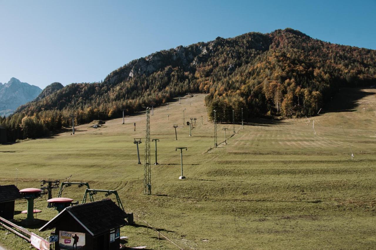 Apartma Soncek, On The Ski Slopes, Balcony, Private Parking Kranjska Gora Buitenkant foto